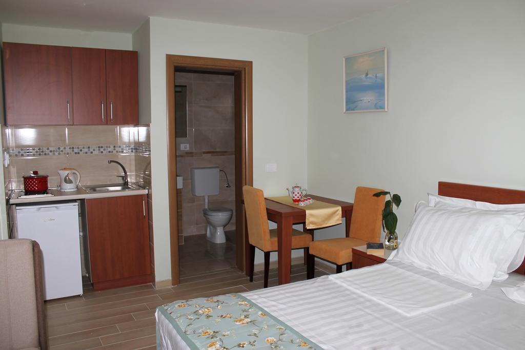 Apartments Gran Sasso Ulcinj Buitenkant foto